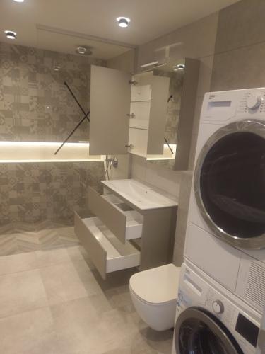 109734123_3832953150064614_499433751779665457_n